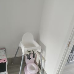 High chair Free