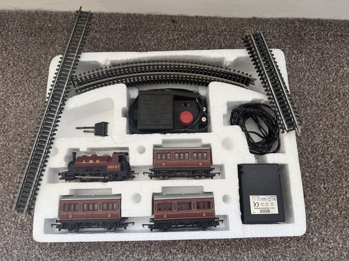 Hornby Train Set - Midland Cross Country