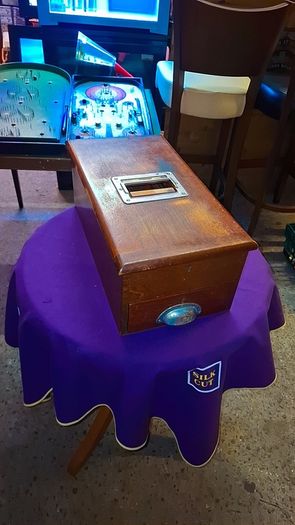 Vintage 1930's wooden shop cash register