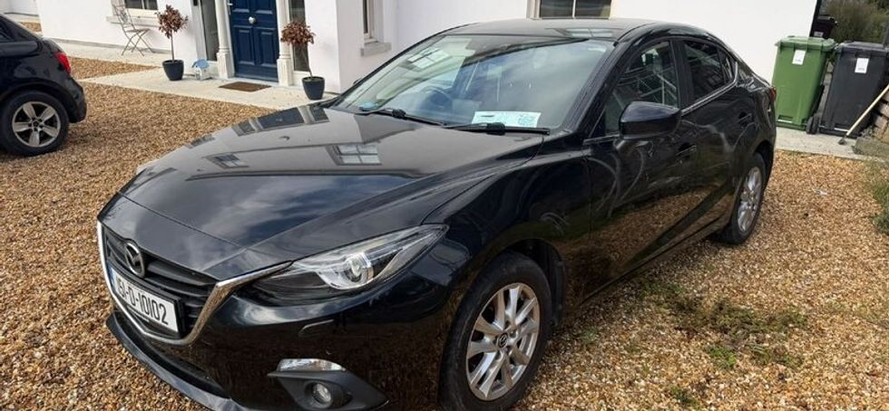 Mazda Mazda3 2015