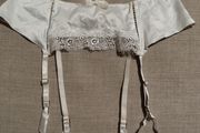 Sexy white belt suspender