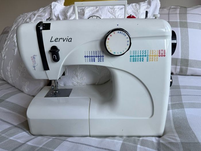Electric Sewing Machine