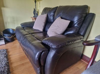 3 & 2 suite of Furniture