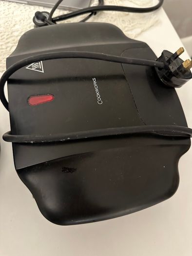 Kettle and toaster (selling together)