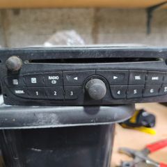 Renault traffic radio
