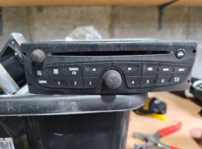 Renault traffic radio