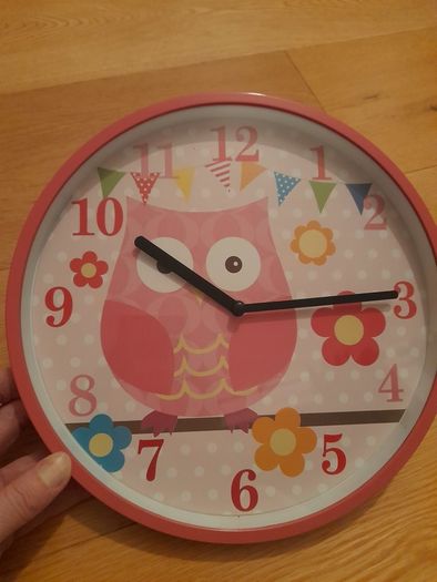 Girl's clock, brand new