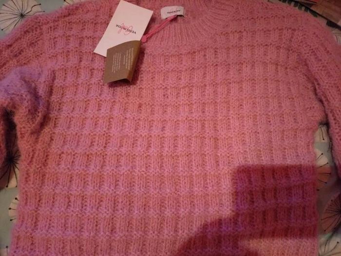 vera moda pink jumper , 9-10yrs