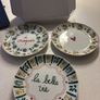 Fragonard Parfumeur Made in France Brand New Boxed set of small plates ( 3 ) 15 cm diameter Image 2