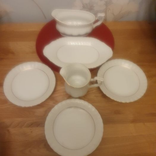 China Sandard' Collectable Vintage China Pieces ... Biscuit Plate, Gravy Boat, 3 Cake Plates and a Milk Jug