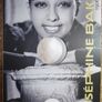 France 10 Euro Silver (.333) Uncirculated Coin 2025 - Josephine Baker - Women of the World Image 3
