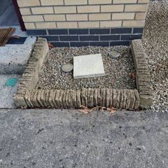 Rockery stones