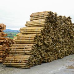 Farm Fencing Stakes - Direct to your Farm