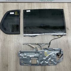 2014 Mitsubishi L200 Barba Back Rear Glass Cabin &  Motor