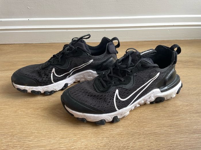nike  black D/MS/X react
