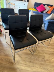 Chairs x4