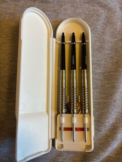 Unicorn Darts set & accessories