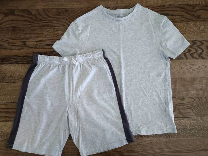 M&S T-shirt & shorts set, size 10+