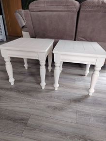 2x Wooden coffee table/side table