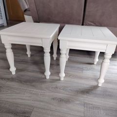 2x Wooden coffee table/side table