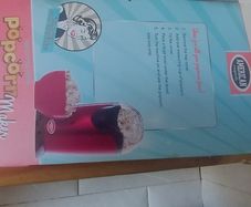 Popcorn maker