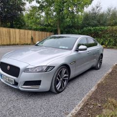 2017 Jaguar Xf