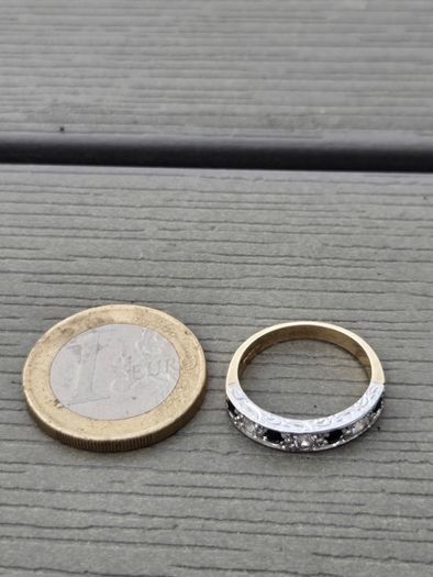 Vintage 9ct Gold Sapphire Eternity Ring