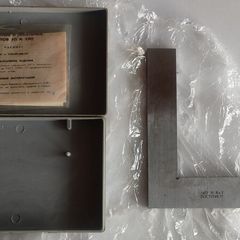 USSR UP 160 Class 2 Precision Engineer's Inspection Square NOS w/ Case & Manual