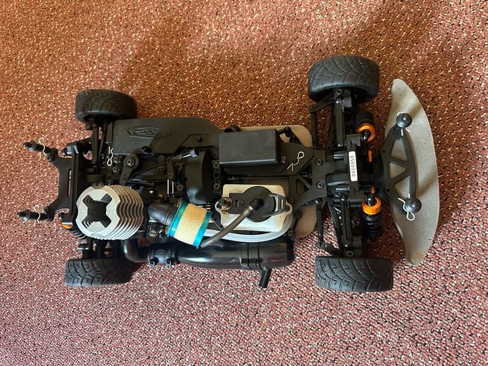 rc nitro car HPi rs4 3evo+
