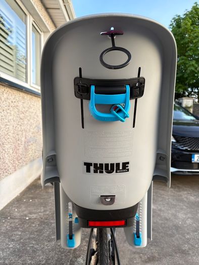 Childs bike seat - Thule Ride Along