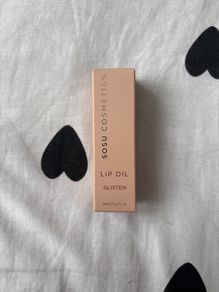 SOSU cosmetics lip oil Glisten