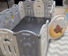 Baby/toddler playpen