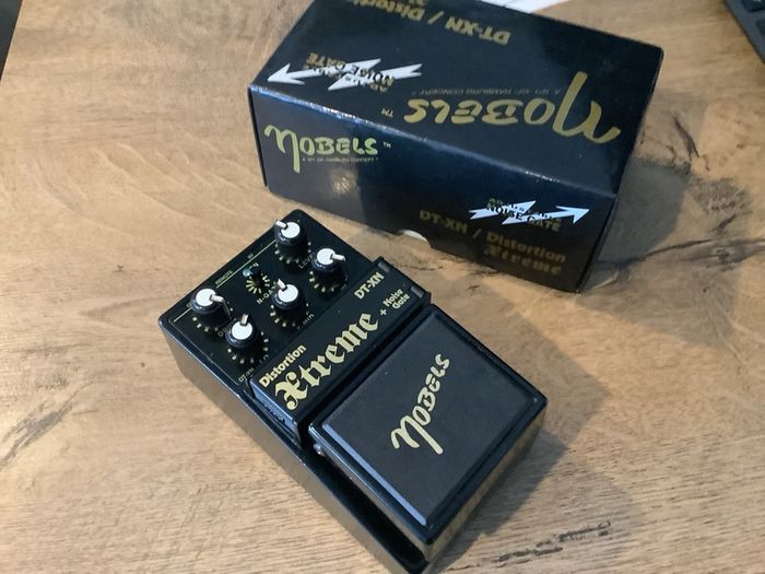 Nobels DT-XN Distortion Xtreme rare pedal box