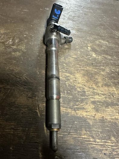 1.6 TDI injector