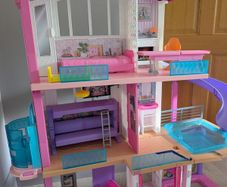 Barbie dollhouse
