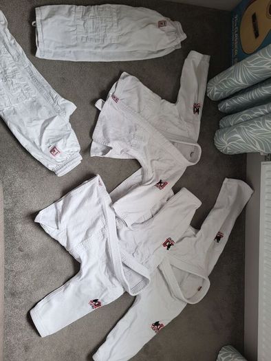 Judo kids Kimono uniform 150cm and 130cm bundle + extras.