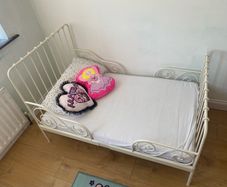 kids bed