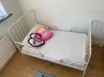 kids bed