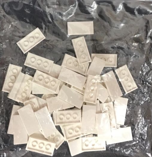 50x Lego 2x4 white tiles