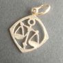 375 9ct gold zodiac Libra pendant Image 3