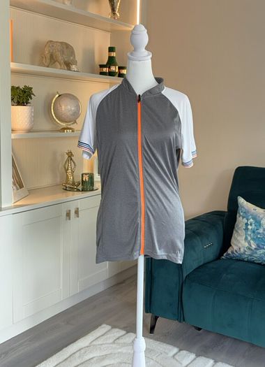 Reduced Ladies Grey Crane Cycle Jersey Size UK 8-10 / EU 36-38
