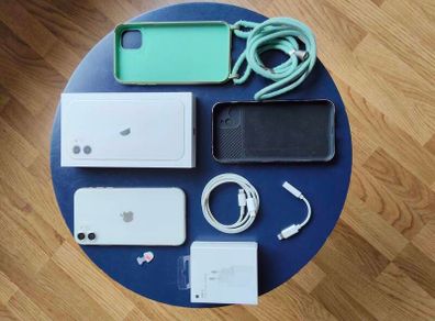 iPhone 11