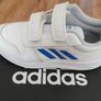 Adidas   leather  trainers like New Junior Trainers like New 8 euro Image 4