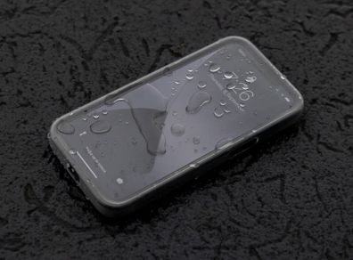 QuadLock iPhone 13 mini Poncho