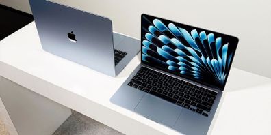 For Sale15inch MacBook Air M4, 2025 Like New Free Case