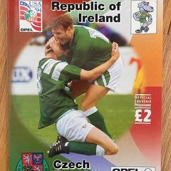 Very Rare 1994 Rep of Ireland v Czech Republic - International Match Programme