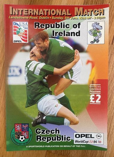 Very Rare 1994 Rep of Ireland v Czech Republic - International Match Programme