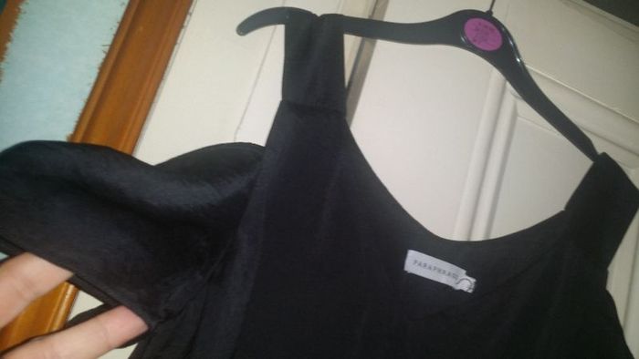 Black Paraphrase cold shoulders top size 10/12 EU38/40 Perfect condition Postage included