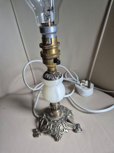 Vintage Mid Century marble.onyx brass gold metal ormate lamp base
