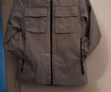 9 peak jacket age 8/ 9